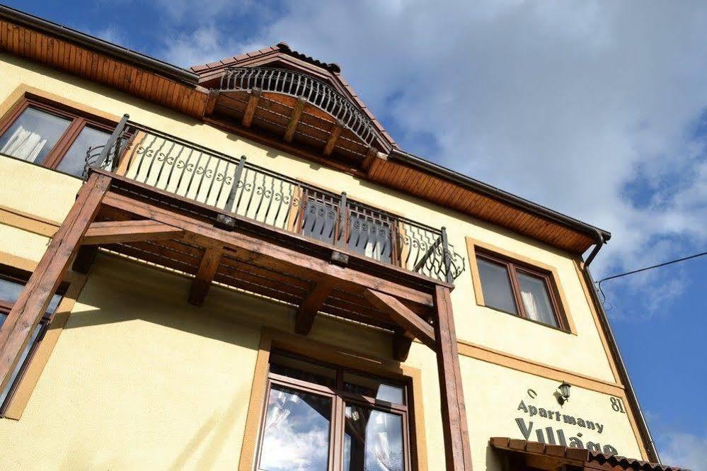 Apartmany Village Velky Slavkov Ngoại thất bức ảnh