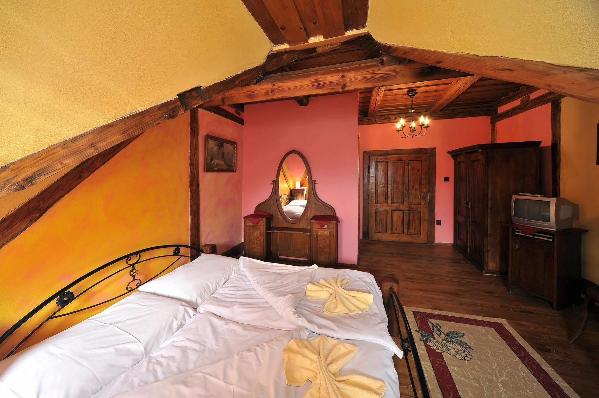 Apartmany Village Velky Slavkov Ngoại thất bức ảnh