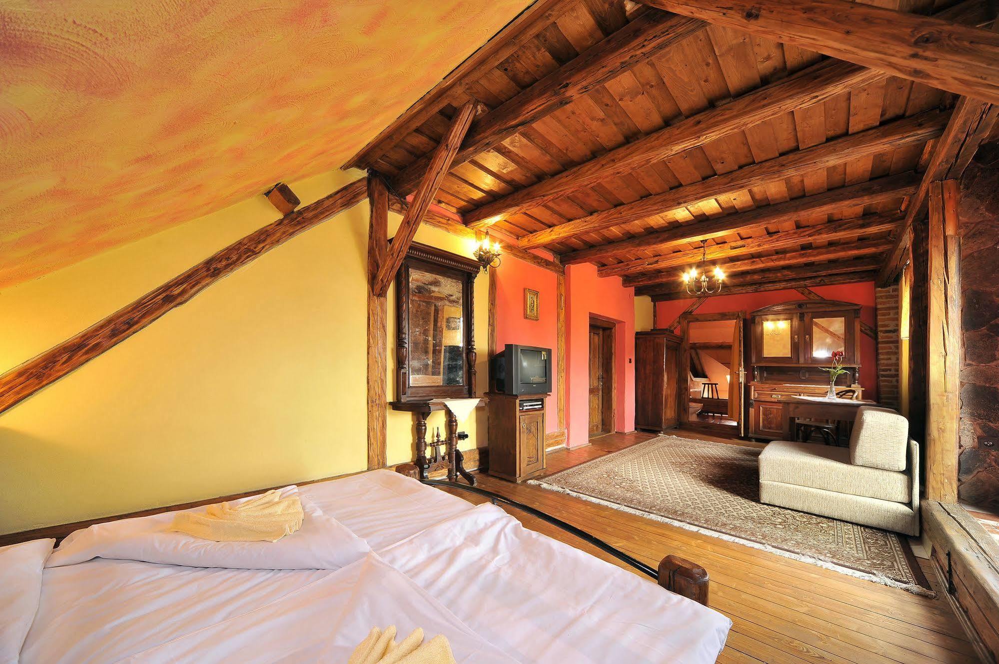 Apartmany Village Velky Slavkov Ngoại thất bức ảnh