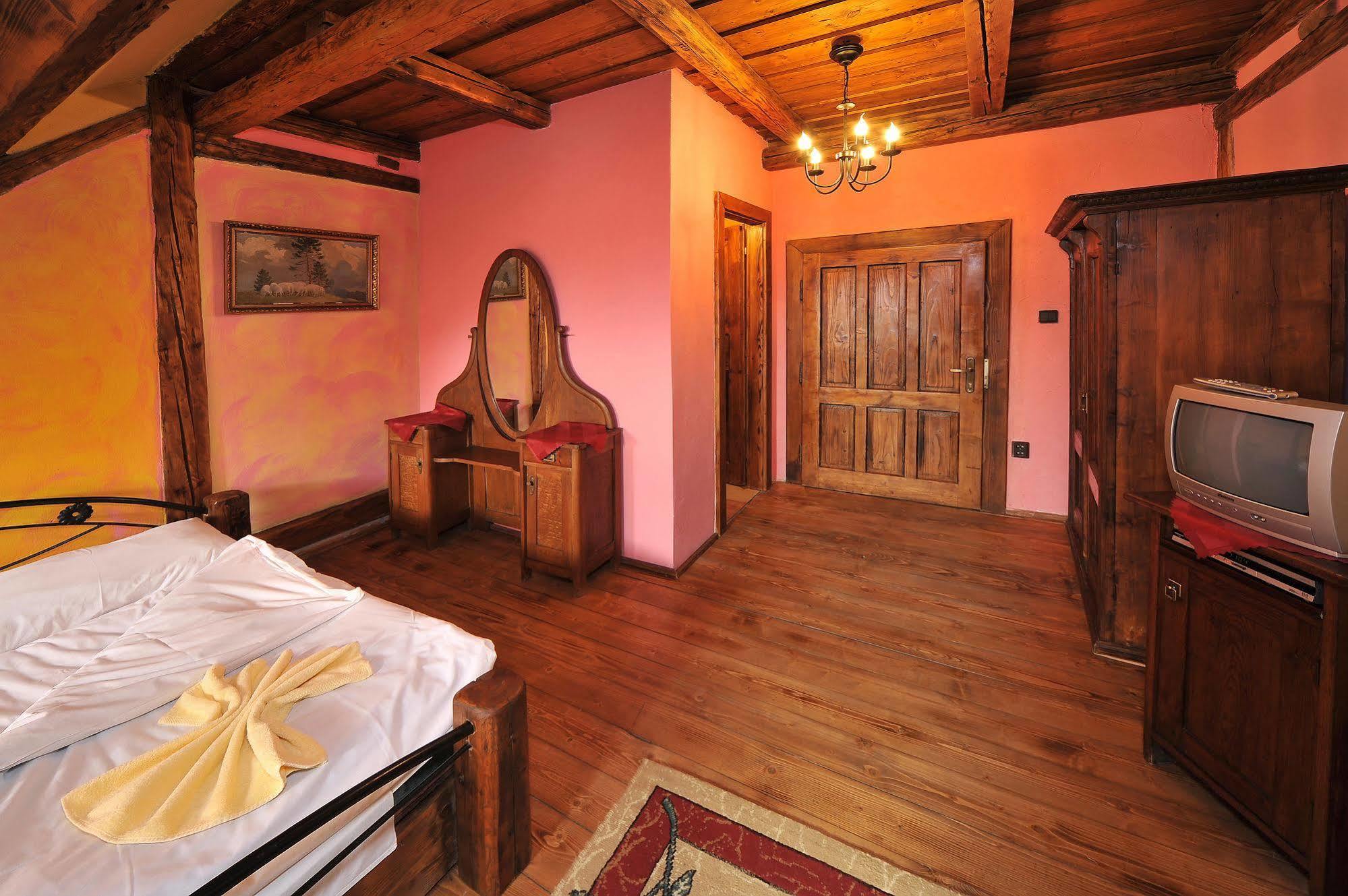Apartmany Village Velky Slavkov Ngoại thất bức ảnh